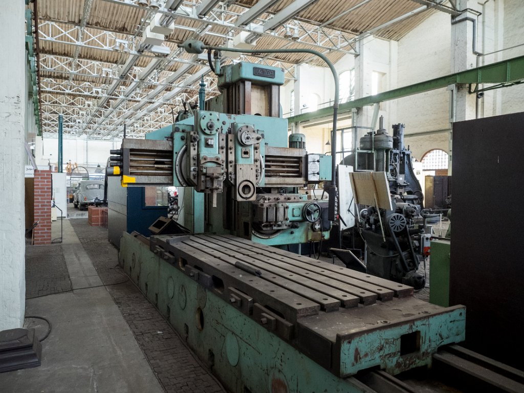 PC300447.jpg - OLYMPUS DIGITAL CAMERA