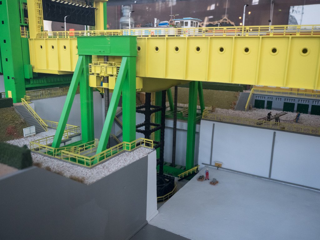 PC300510.jpg - OLYMPUS DIGITAL CAMERA