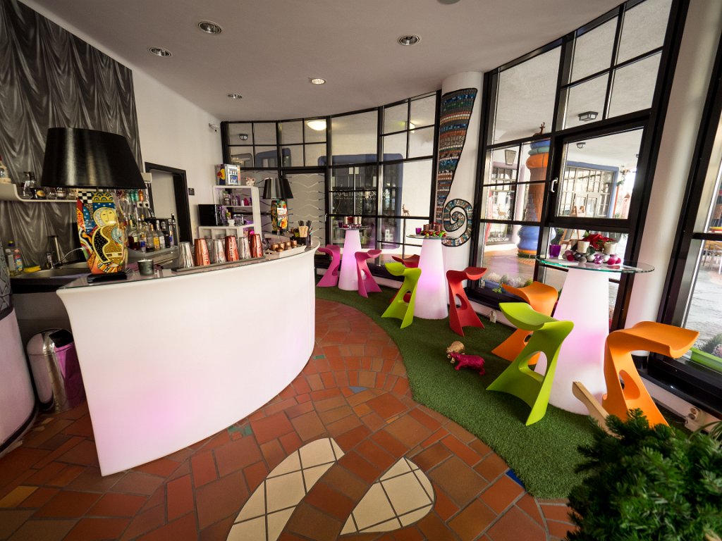 PC310598.jpg - OLYMPUS DIGITAL CAMERA